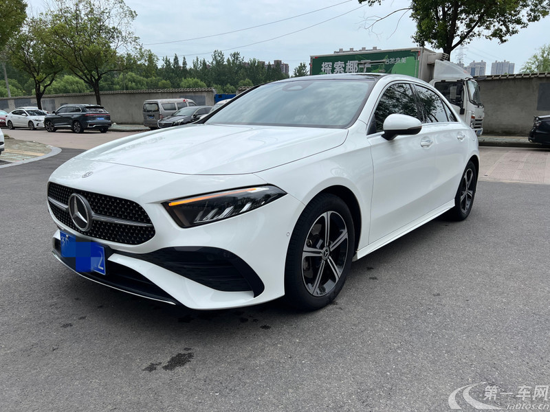 【丽水二手奔驰A级三厢】奔驰A级 A200L 2023款 1.3T 自动 动感型