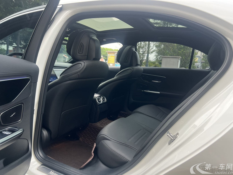 奔驰C级 C260L 2024款 1.5T 自动 运动版 (国Ⅵ) 