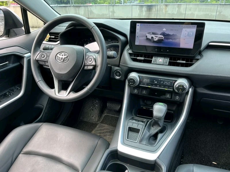 丰田RAV4荣放双擎E+ 2023款 2.5L 自动 旗舰Pro 价格0万 
