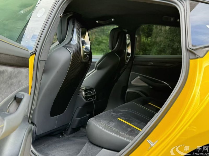 小米汽车SU7 Ultra 2025款 0.0T 自动 Ultra 