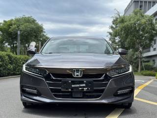 本田雅阁 2.0L 自动 锐智·星空限量版 