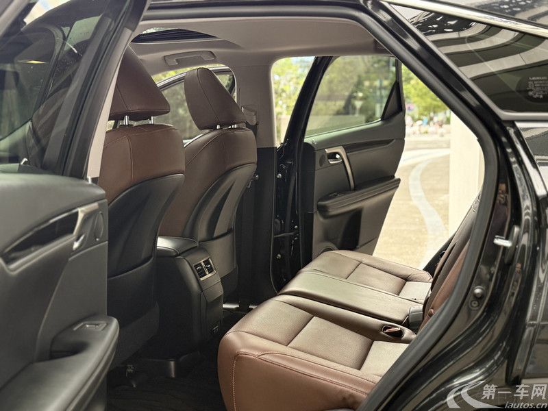 雷克萨斯RX 300 [进口] 2020款 2.0T 自动 前驱 改款精英版 