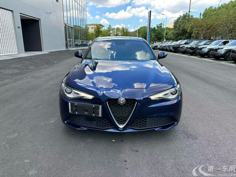 阿尔法罗密欧Giulia [进口] 2019款 2.0T 自动 豪华版 