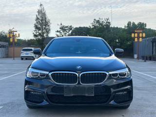 宝马5系 525Li 2.0T 自动 M运动套装 