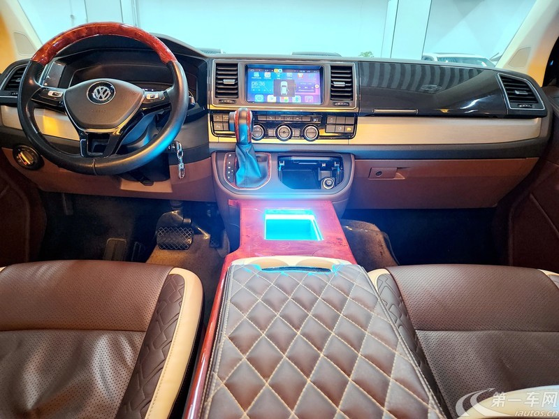 大众凯路威 [进口] 2018款 2.0T 自动 7座 汽油 豪华版 