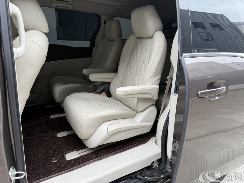 别克GL8 2022款 2.0T 自动 7座 652T豪华型 (国Ⅵ) 