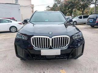 宝马X5 xDrive40Li 3.0T 自动 M运动曜夜套装 