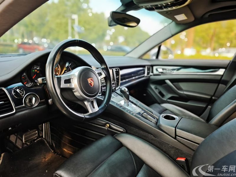 保时捷Panamera 2017款 3.0T 自动 后驱 行政加长版 
