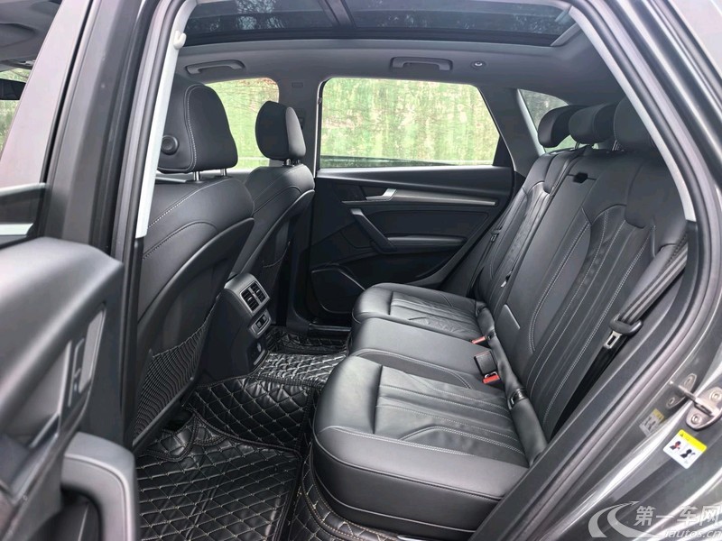 奥迪Q5L 40TFSI 2022款 2.0T 自动 四驱 豪华动感型 (国Ⅵ) 