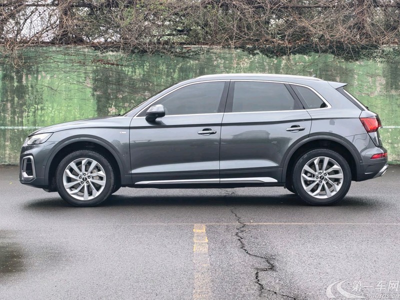 奥迪Q5L 40TFSI 2022款 2.0T 自动 四驱 豪华动感型 (国Ⅵ) 