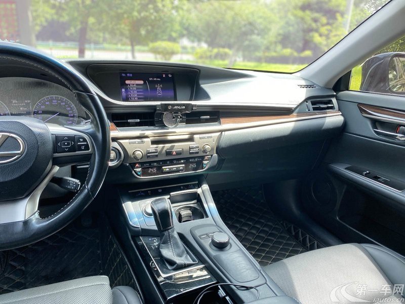 雷克萨斯ES 260 2018款 2.5L 自动 前驱 卓越版 (国Ⅵ) 