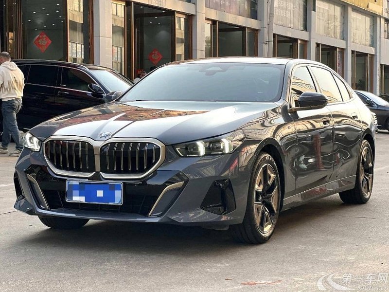 宝马5系 530Li 2024款 2.0T 自动 后驱 领先型M运动套装 (国Ⅵ) 