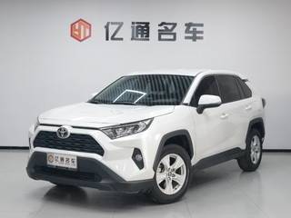 2022款 2.0L 自动 都市版 