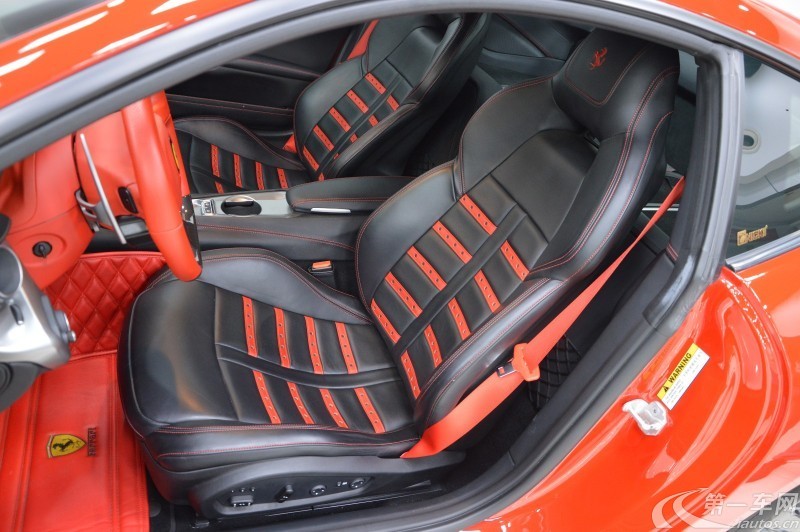 法拉利F12 Berlinetta [进口] 2012款 6.3L 自动 标准型 