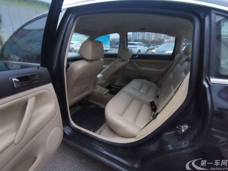 大众帕萨特 2003款 2.0L 自动 汽油 舒适型 (国Ⅱ) 