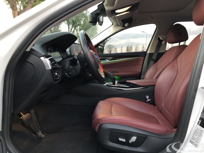 宝马5系 528Li 2017款 2.0T 自动 汽油 xDrive豪华设计套装 (国Ⅴ) 