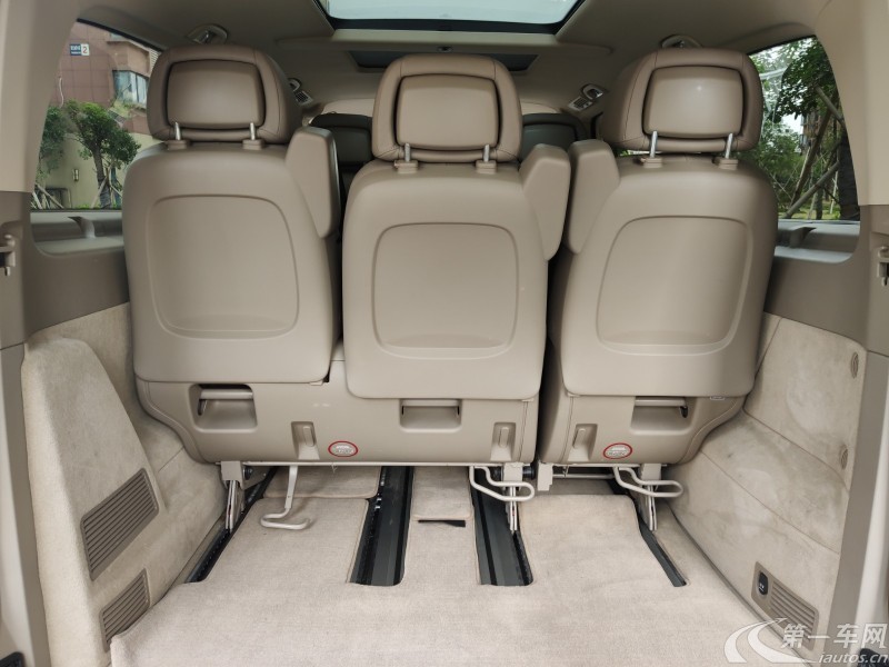 奔驰唯雅诺 2012款 3.5L 自动 7座 汽油 皓驰版 (国Ⅳ) 