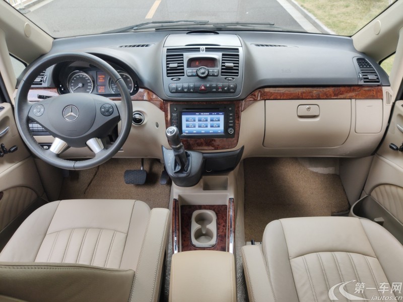奔驰唯雅诺 2012款 3.5L 自动 7座 汽油 皓驰版 (国Ⅳ) 