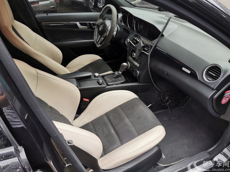 奔驰C63 [进口] 2015款 4.0T 自动 