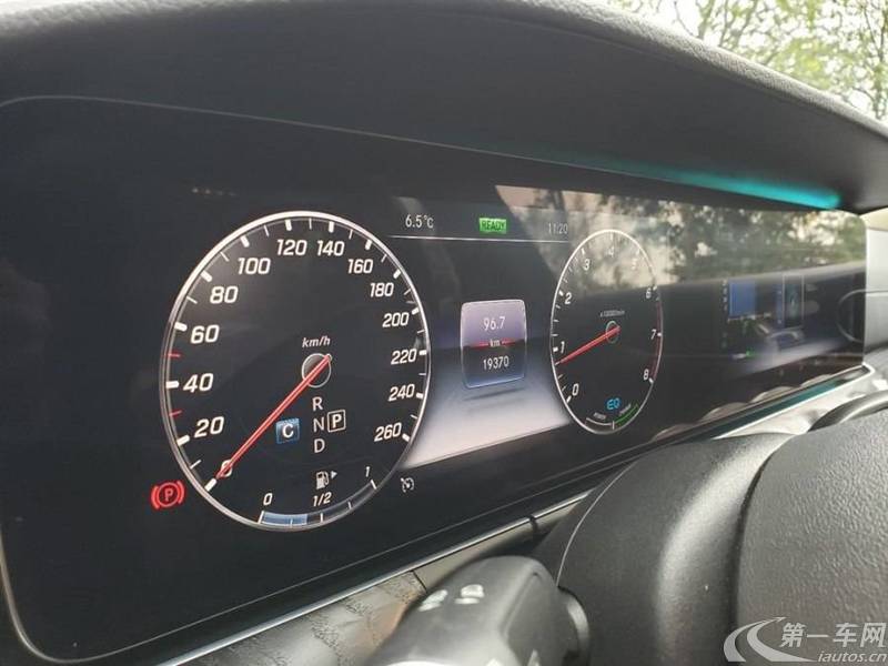 奔驰E级 E260L 2019款 1.5T 自动 汽油 运动型4MATIC (国Ⅵ) 