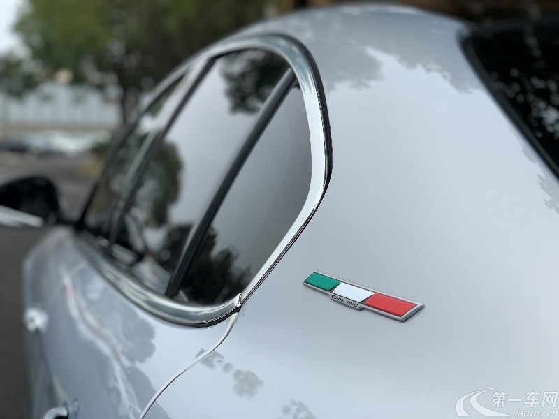 阿尔法罗密欧Giulia [进口] 2020款 2.0T 自动 280HP-VIRTU限量版 