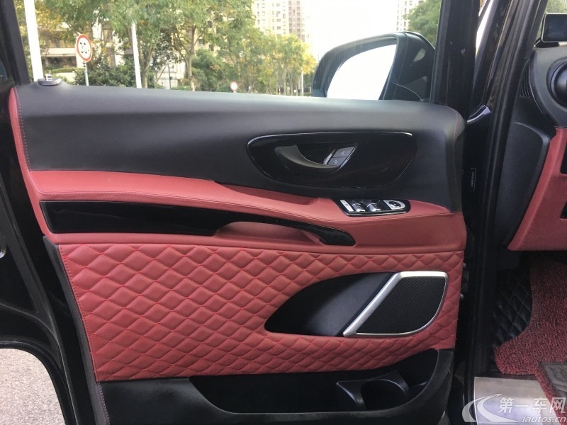 奔驰威霆 [进口] 2017款 2.0T 自动 7座 汽油 美规版平行进口 