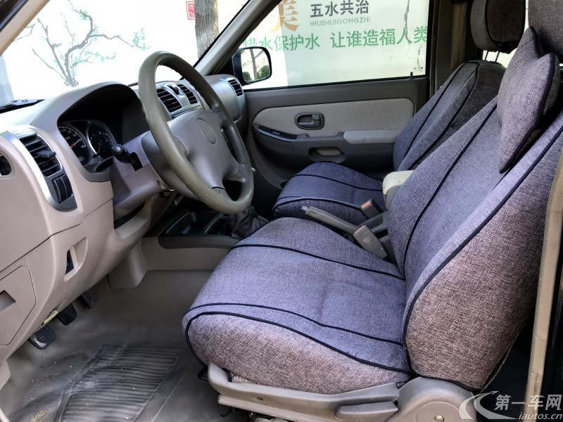 江铃宝典 2013款 2.8T 手动 柴油 超值版舒适型 (国Ⅳ) 