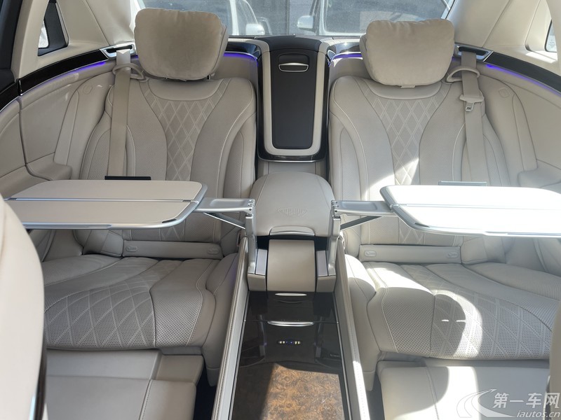 奔驰迈巴赫S级 S500 [进口] 2015款 4.0T 自动 