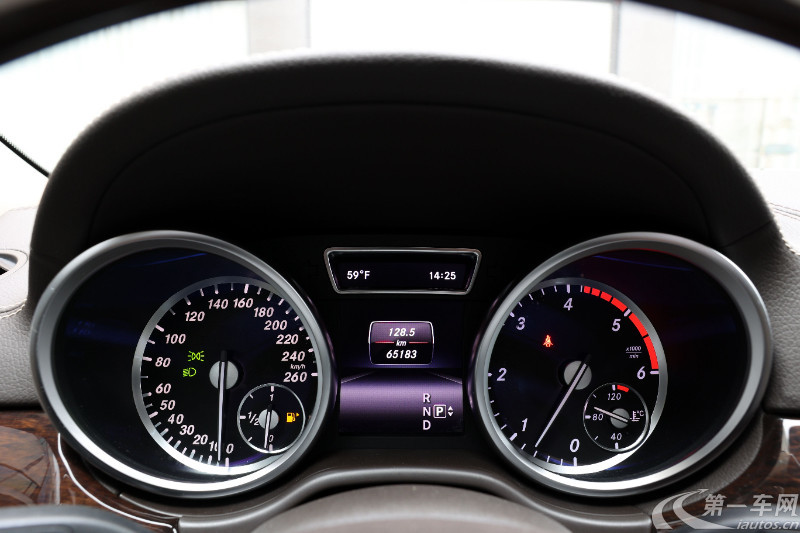 奔驰GL级 GL350 [进口] 2015款 3.0T 自动 柴油 (欧Ⅴ) 