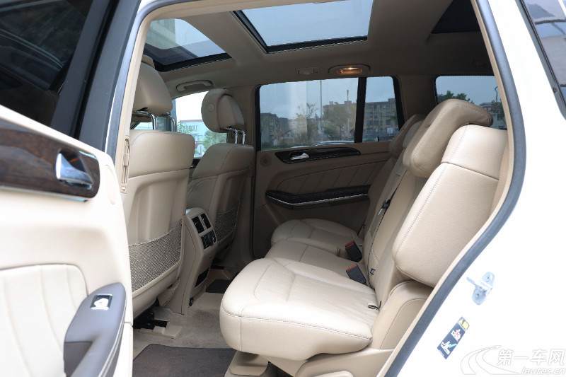 奔驰GL级 GL350 [进口] 2015款 3.0T 自动 柴油 (欧Ⅴ) 
