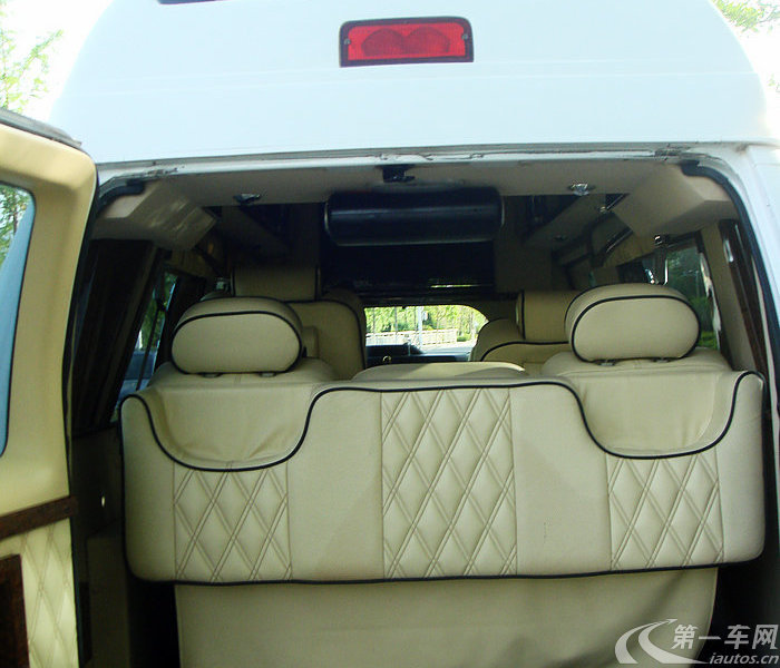 福特房车E系列 [进口] 2011款 5.4L 自动 7座 白金版 