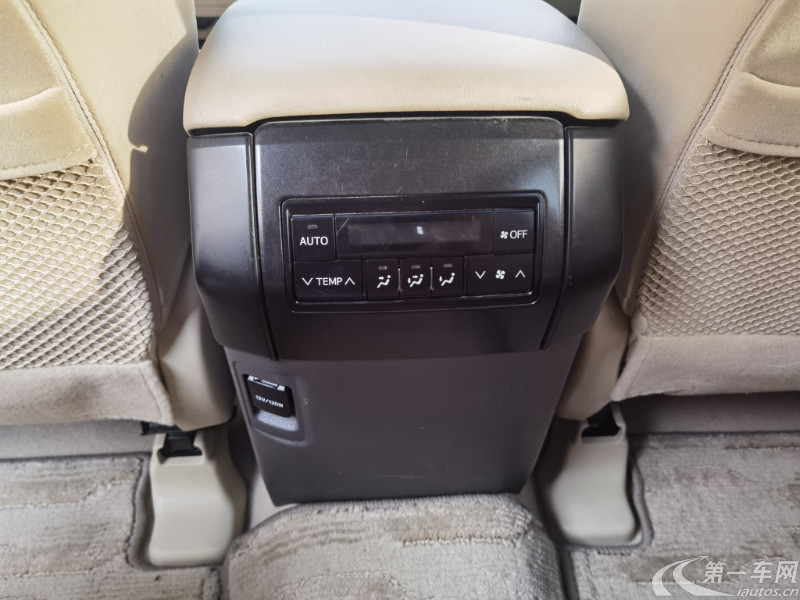 丰田普拉多 4000 [进口] 2017款 4.0L 自动 四驱 GX-R外挂迪拜版中东版平行进口 (欧Ⅴ) 
