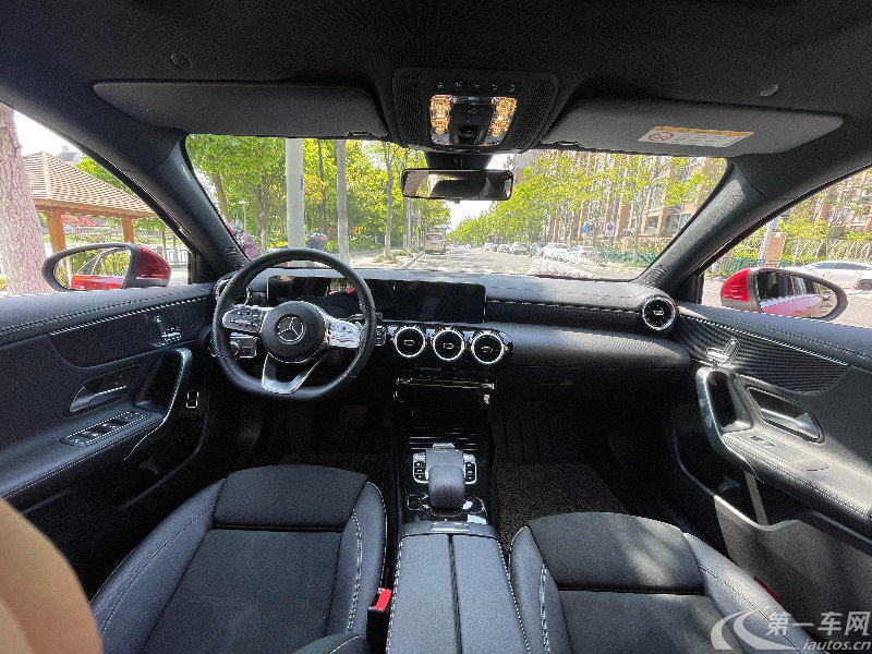 奔驰A级 A200L 2019款 1.3T 自动 运动轿车特别版 (国Ⅵ) 
