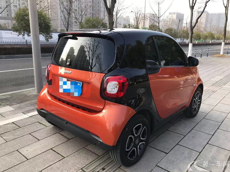 SmartForTwo [进口] 2019款 0.9T 自动 汽油 先锋版 