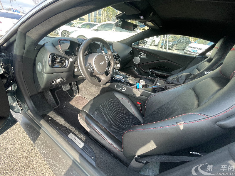 阿斯顿马丁V8 [进口] 2019款 4.0T 自动 竞速传奇限量版 