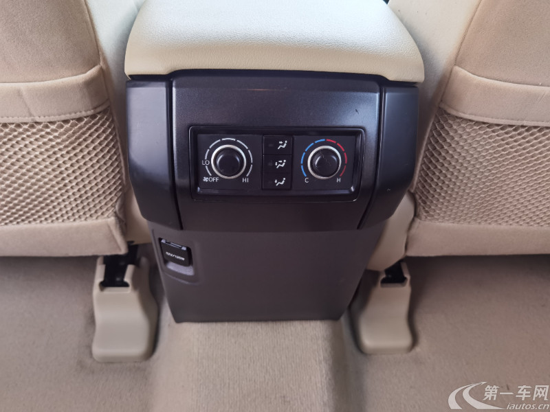 丰田普拉多 4000 [进口] 2019款 4.0L 自动 四驱 TX-L底挂中东版平行进口 (欧Ⅴ) 