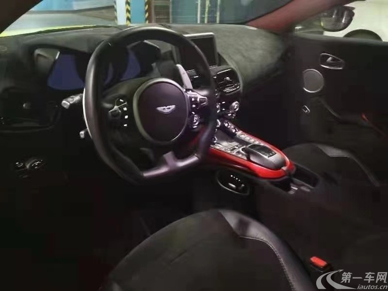 阿斯顿马丁V8 [进口] 2019款 4.0T 自动 竞速传奇限量版 