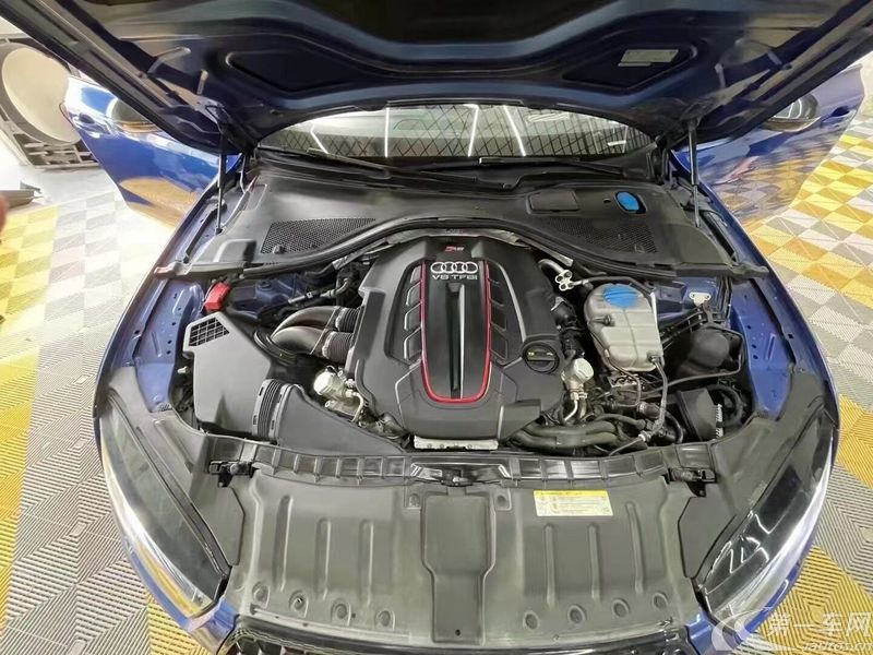奥迪RS7掀背 [进口] 2016款 4.0T 自动 Performance 