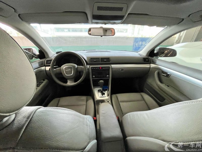 奥迪A4 2005款 1.8T 自动 汽油 舒适型 (国Ⅱ) 