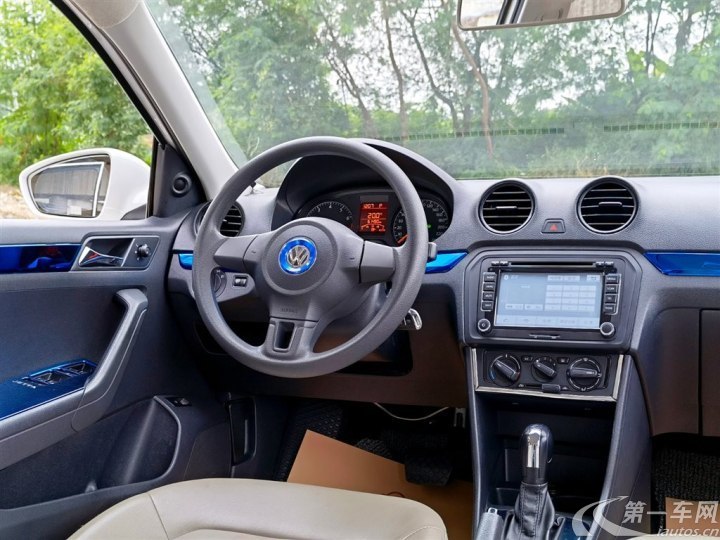 大众捷达 2015款 1.6L 自动 汽油 质惠版时尚型 (国Ⅴ) 