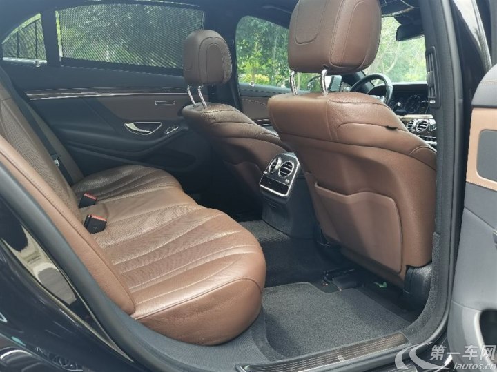 奔驰S级 S320 [进口] 2016款 3.0T 自动 汽油 商务型加长版 (欧Ⅴ) 