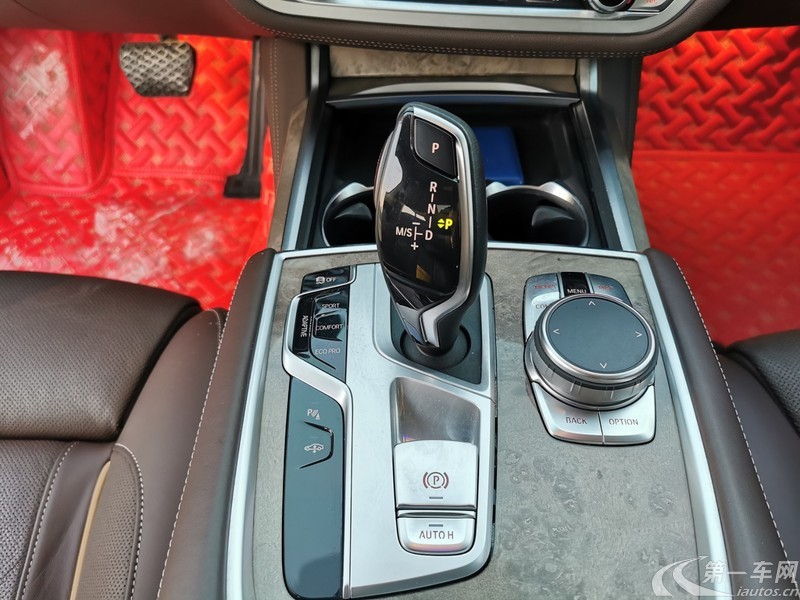 宝马7系 740Li [进口] 2019款 3.0T 自动 汽油 改款尊享型M运动套装 