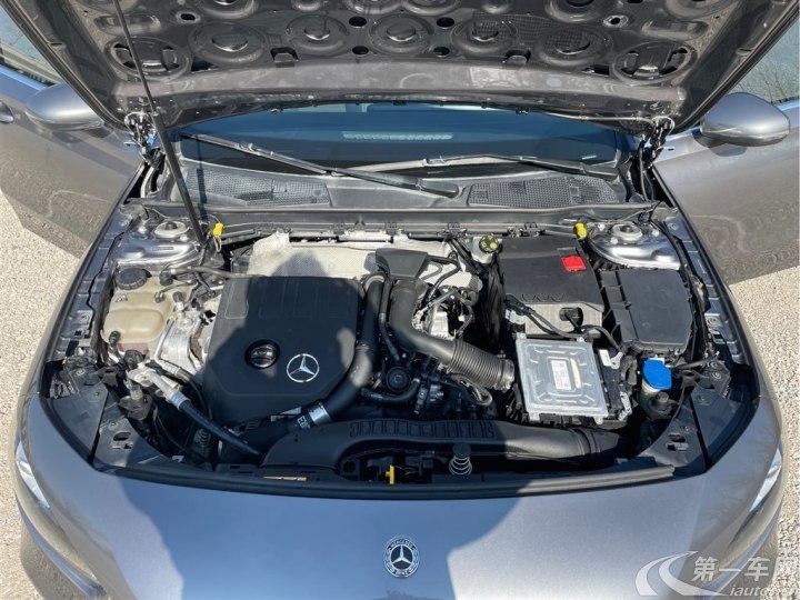 奔驰A级 A200 [进口] 2019款 1.3T 自动 汽油 动感型 