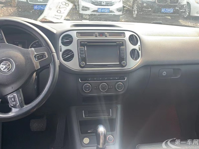 大众途观 2016款 1.8T 自动 前驱 300TSI豪华版 (国Ⅴ) 