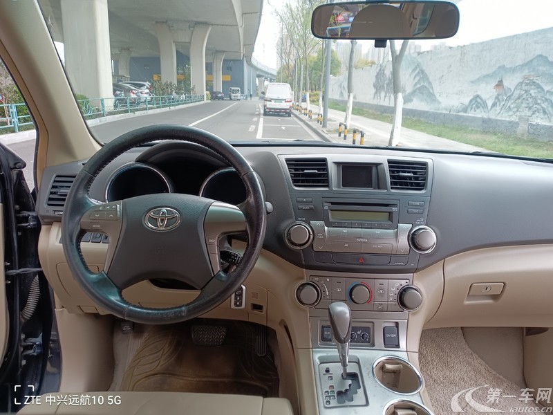 丰田汉兰达 2011款 2.7L 自动 前驱 运动版 (国Ⅴ) 