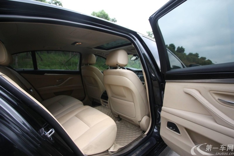 宝马5系 530Li 2013款 3.0L 自动 汽油 豪华型 (国Ⅳ) 