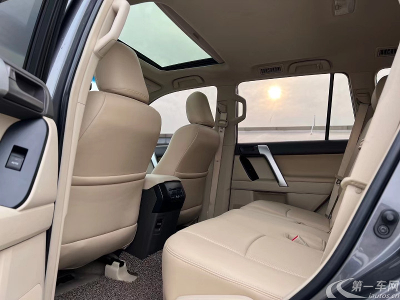 丰田普拉多 4000 [进口] 2018款 4.0L 自动 四驱 GX-R外挂迪拜版中东版平行进口 (欧Ⅴ) 