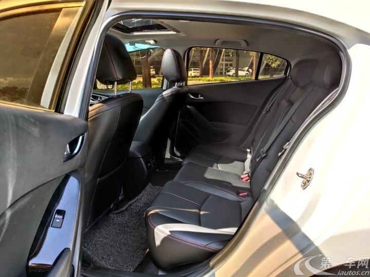马自达3昂克赛拉 2019款 2.0L 自动 5门5座两厢车 云控版豪华型 (国Ⅴ) 