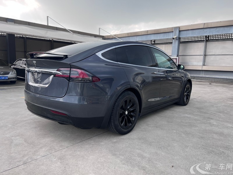 特斯拉MODEL X [进口] 2016款 自动 90D 纯电动 