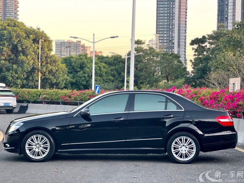 奔驰E级 E300 [进口] 2010款 3.0L 自动 汽油 优雅豪华型 